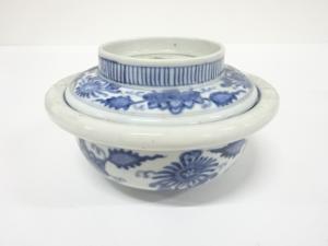 古伊万里　染付　蓋物碗